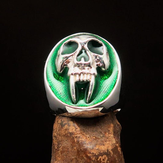 Excellent crafted oval Men's green Vampire Skull Ring - Sterling Silver-1