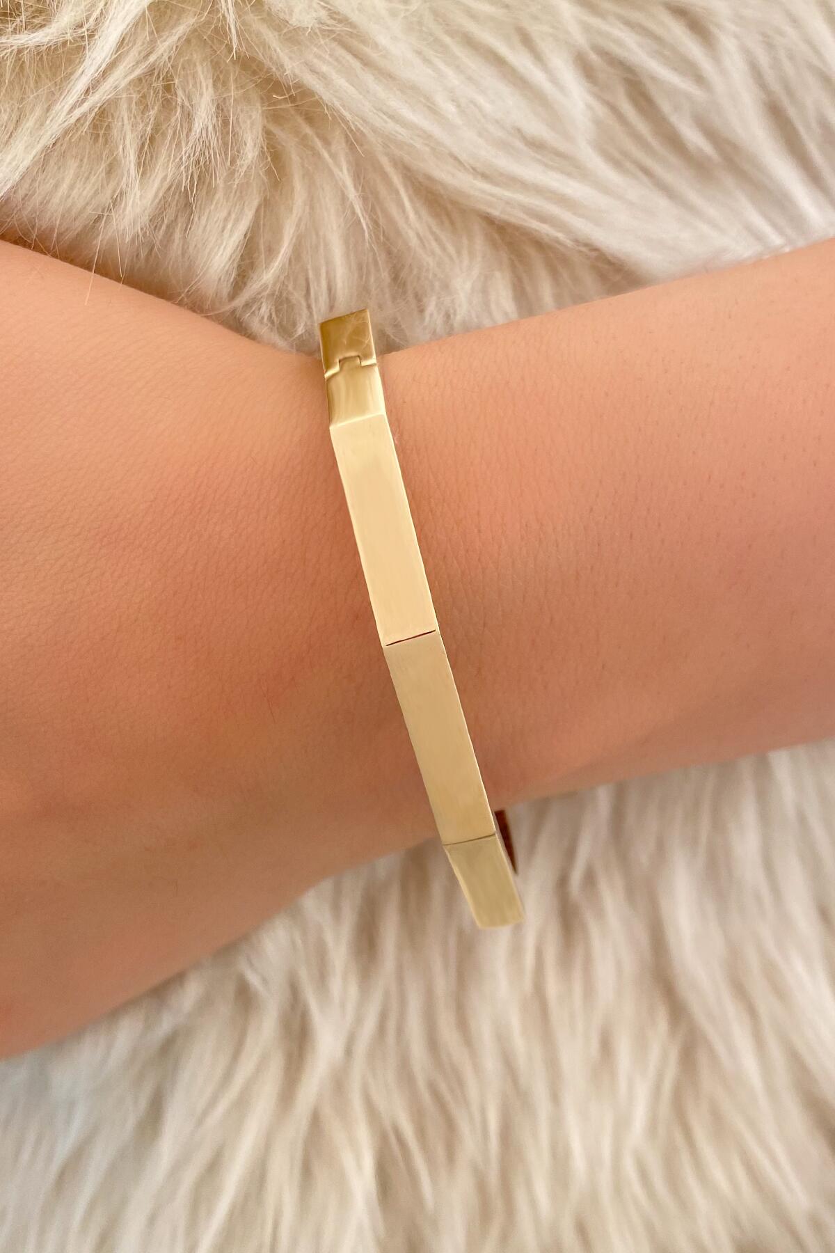 14ct Gold  Octagonal Bangle Bracelet-0