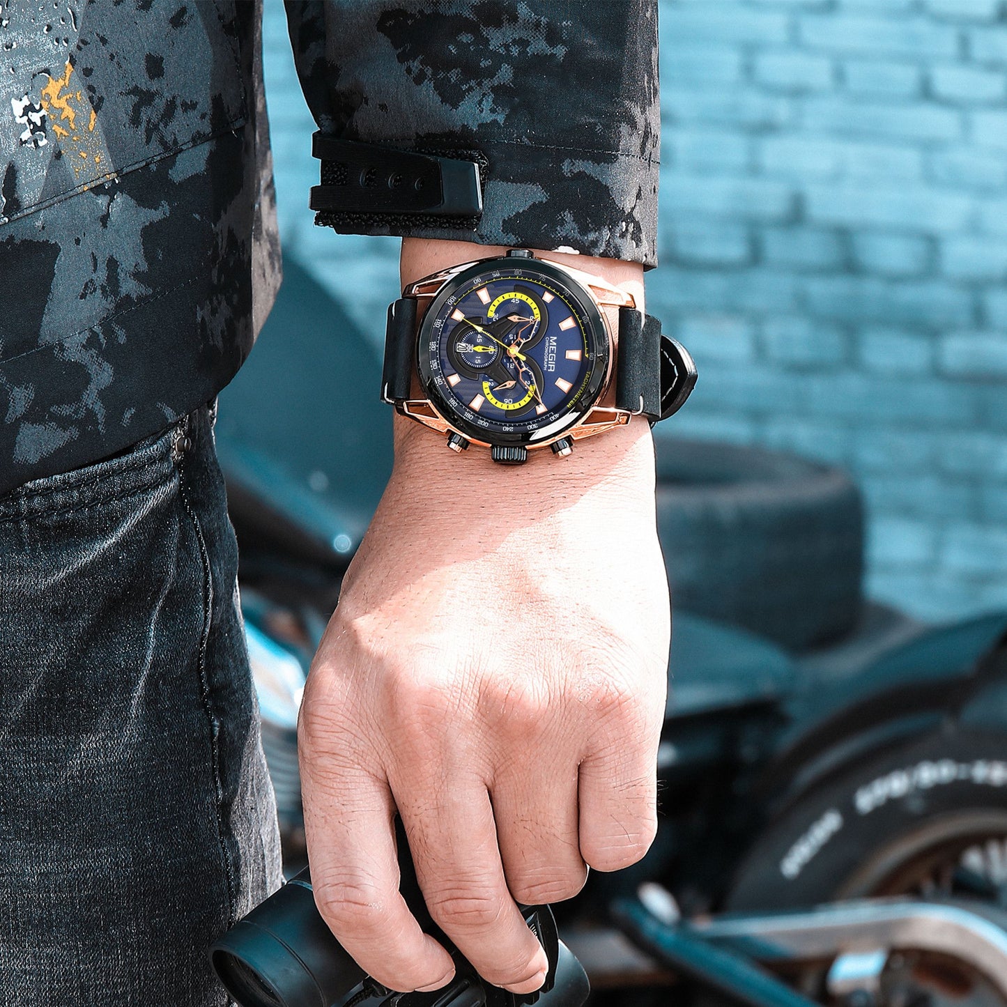 MEGIR Top Brand Luxury Men's Wrist Watch Man Luminous Waterproof Sport Men Quartz Wristwatches Relogio Masculino Dropshipping 2135-2