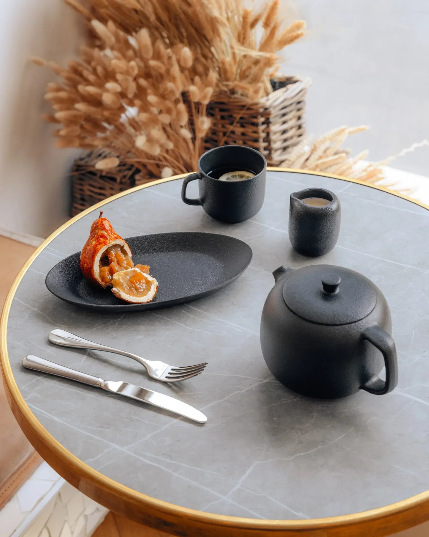 Revol EQUINOXE TEAPOT 75CL Cast iron style SKU: '660531-3