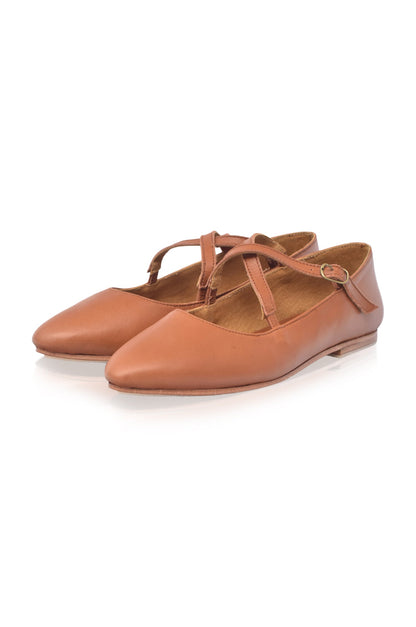 Bella Vita Criss Cross Pointy Toe Flats-2