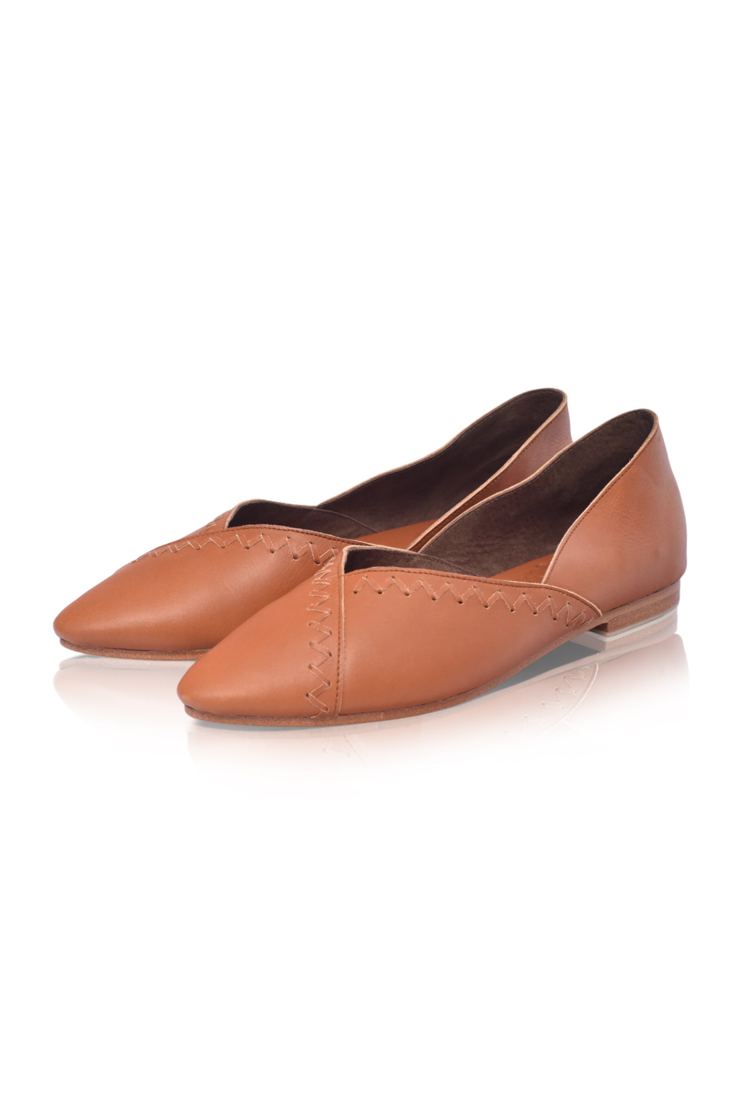 Elle Pointed Toe Leather Flats-3
