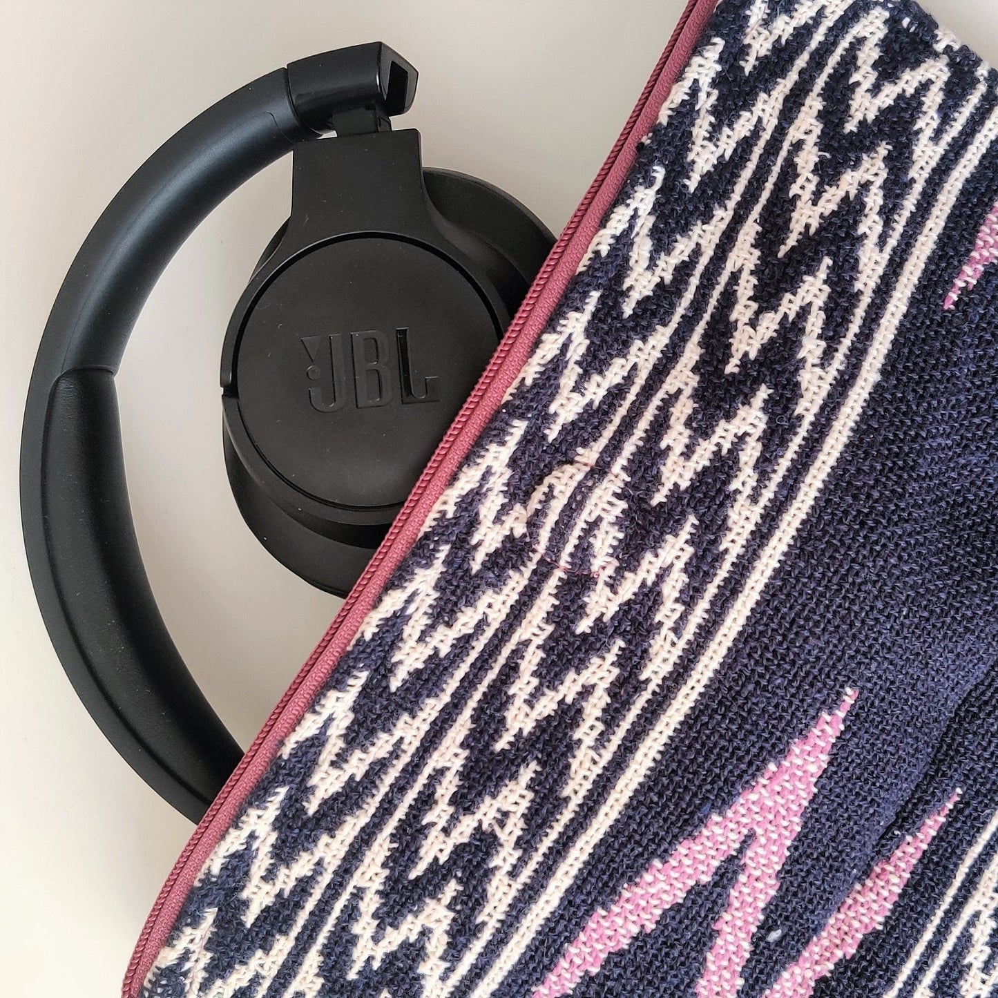 Smart Accessories Pouch-1