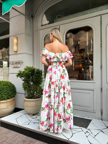 Romantic off-shoulder floral 