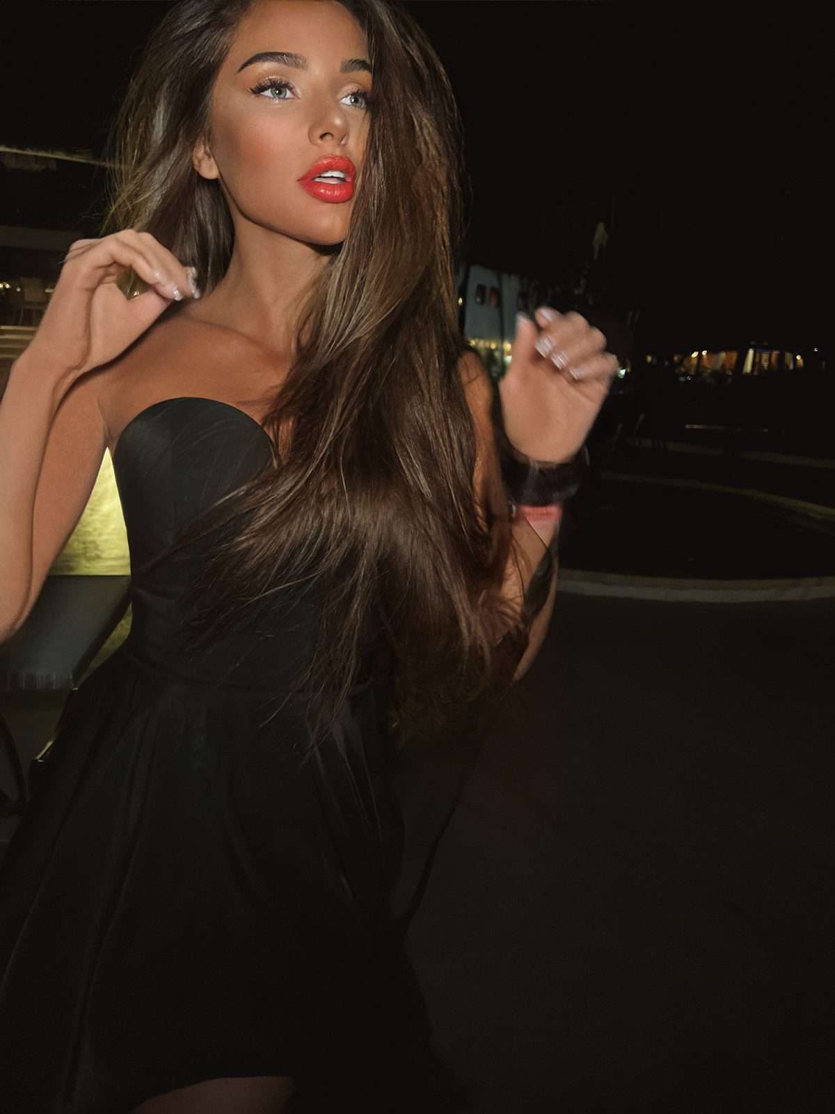 Chic Shoulder Bliss Short Dress with Circle Skirt and Corset Detail