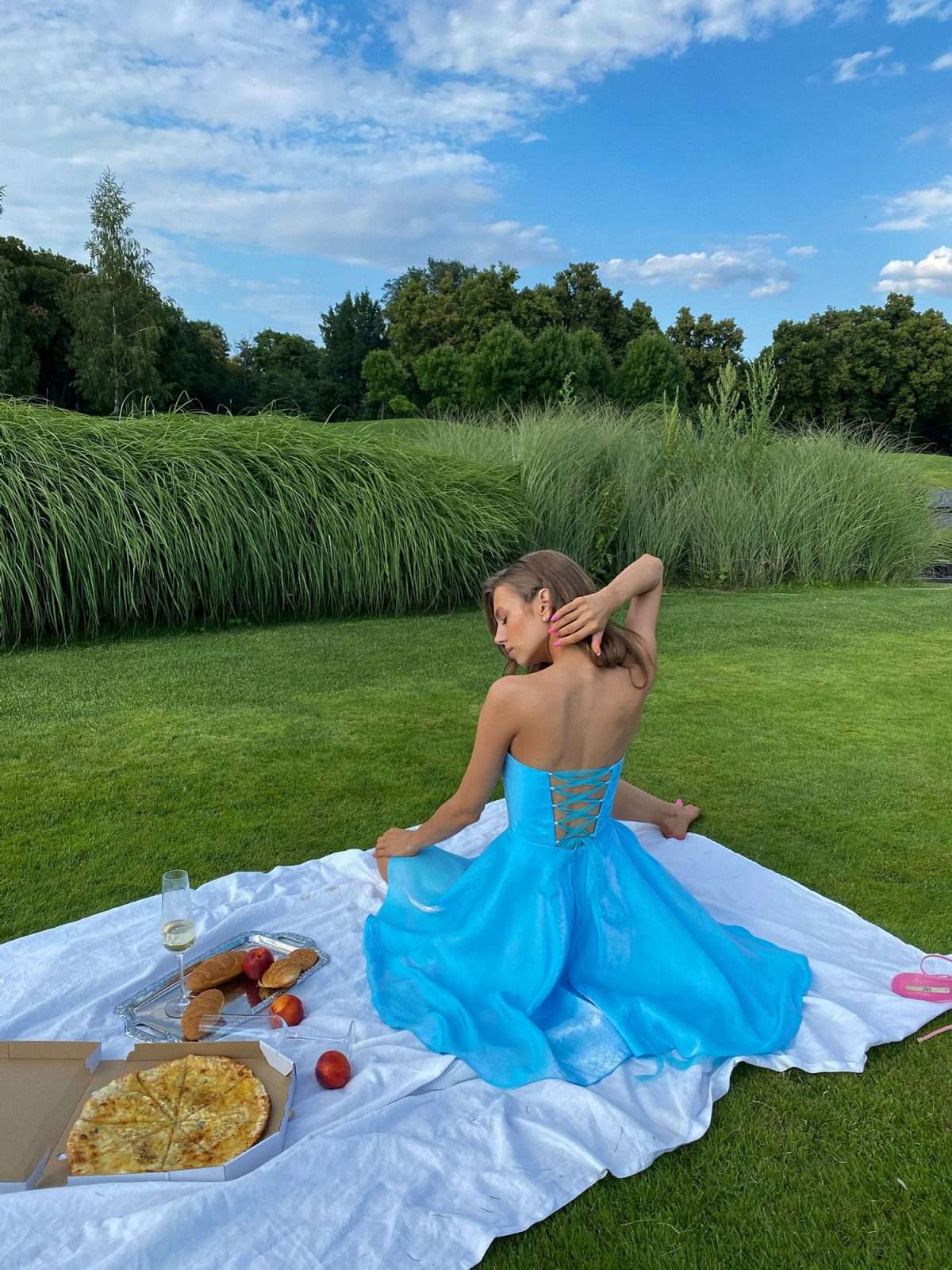 Chic Shoulder Bliss Short Dress with Circle Skirt and Corset Detail