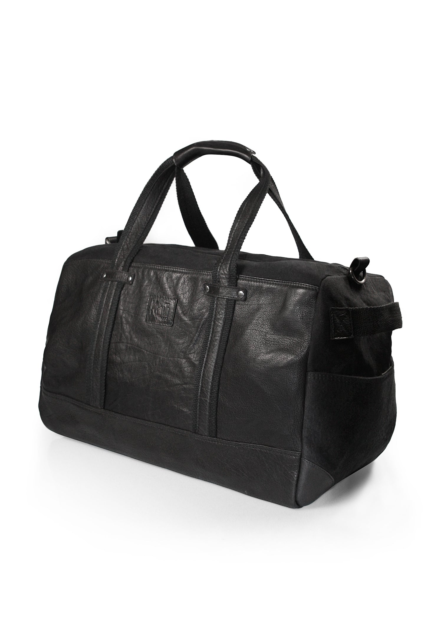 K0024AB | Canvas/Vera Leather Travel Duffle Bag, full-grain, ruffled - Black Color. Nickel Antique Accessories, Zipper Closure. Dimensions: 48 x 31 x 22 cm - Packaging: Tnt bag-0