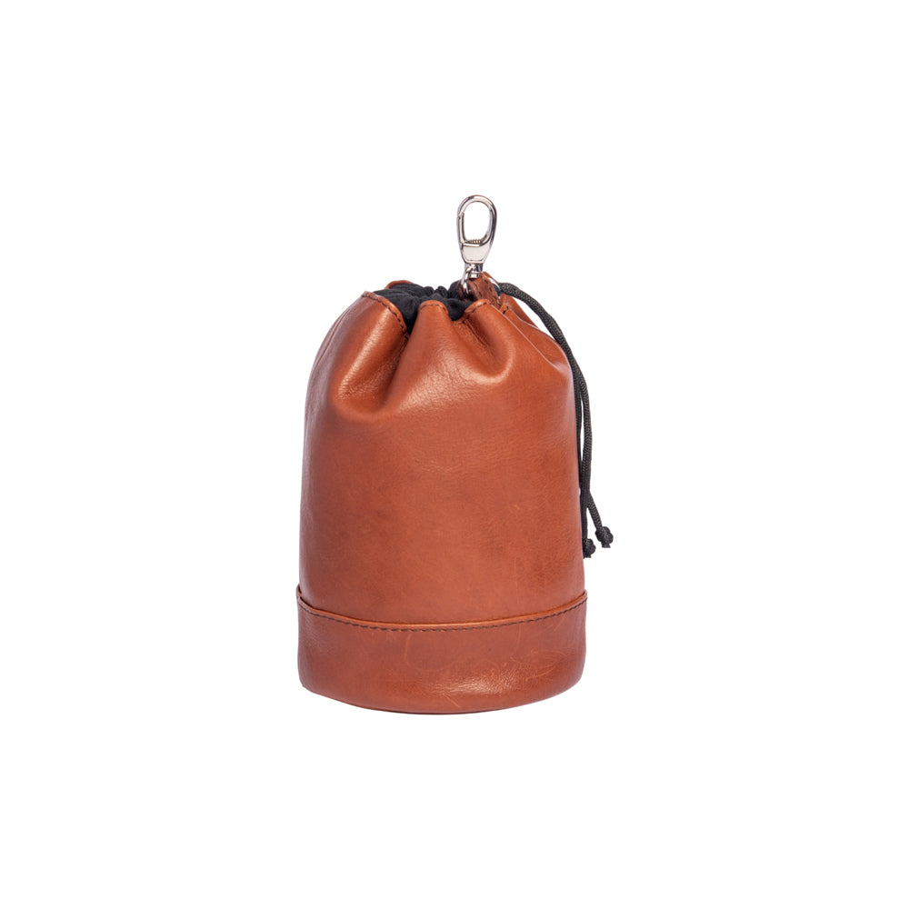 K0055SB | Hands-Free Drawstring Clutch in Genuine Full-Grain Oiled Leather. Cotton Lining. Cognac Color. Dimensions: 10 x 17 x 9.5 cm. Packaging: Non-Woven Fabric Bag-1