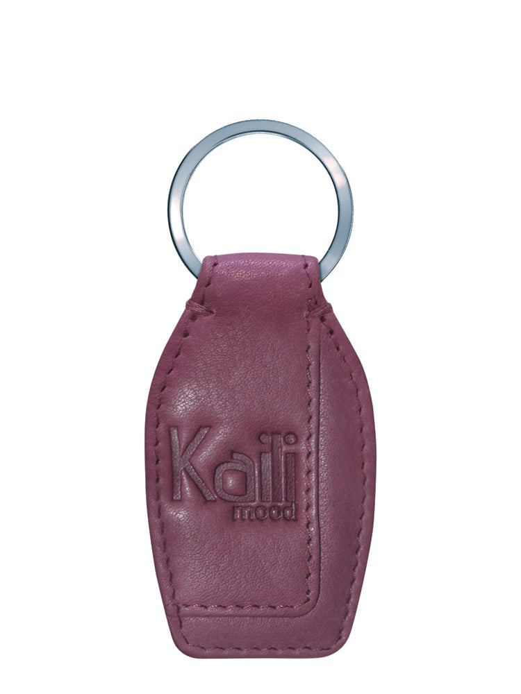 K10753NB | Genuine full-grain leather key ring, with light grain. Mauve color. Polished Nickel Ring. Total dimensions: 3.5 x 9 x 0.5 cm. Packaging: hard bottom/cover Gift Box-0