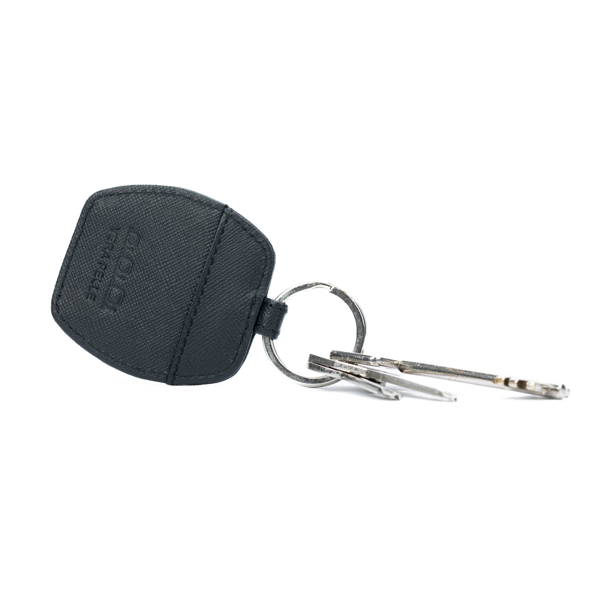 K10854AB | Saffiano Vera Pelle keychain. Black color. Polished Nickel key ring. Total dimensions: 5.5 x 9.5 x 0.5 cm. Packaging: hard bottom/cover Gift Box-2