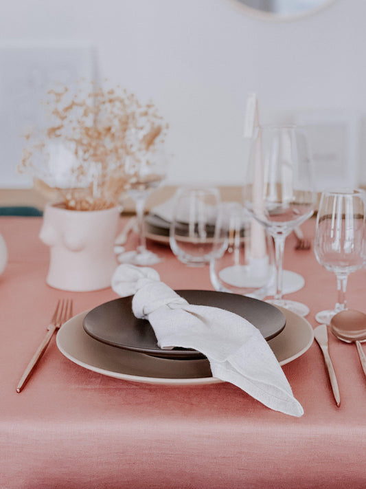 Battersea Unwashed Linen Tablecloth-1