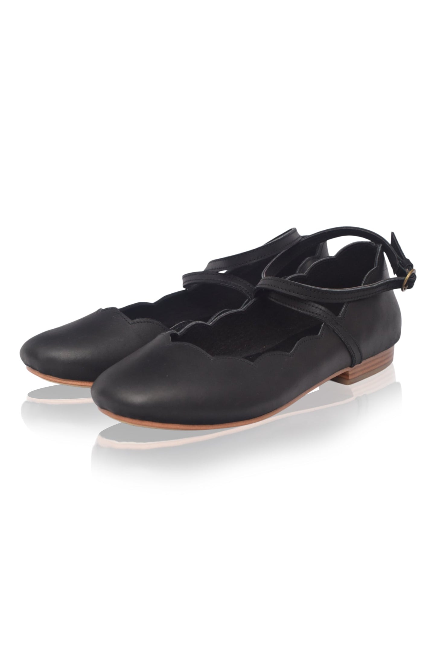 Myrelle Criss-Cross Leather Ballet Flats-3