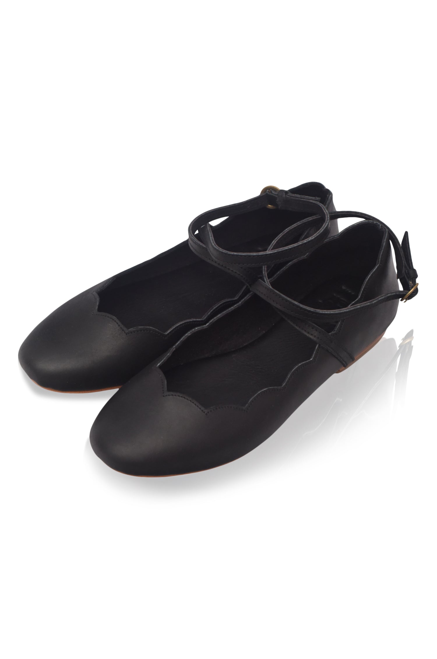 Myrelle Criss-Cross Leather Ballet Flats-4
