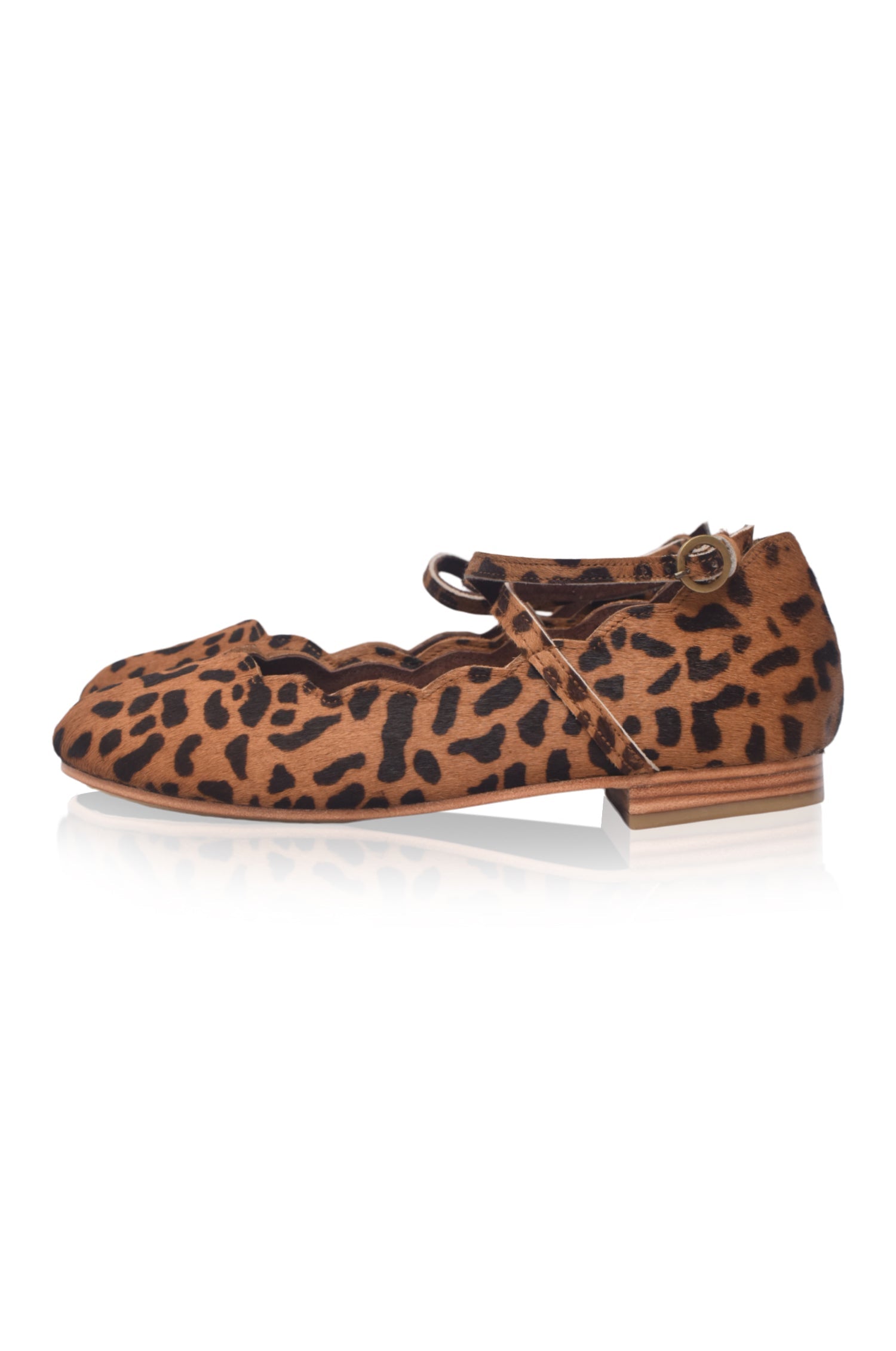 Myrelle Criss-Cross Leather Ballet Flats-8