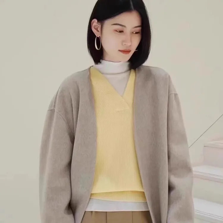 V-neck pure cashmere sweater women autumn and winter loose and versatile knitted sweater short wool base layer-4