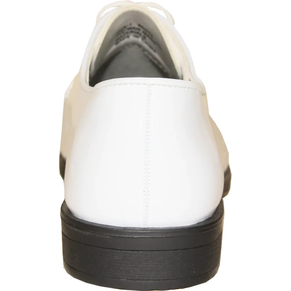 Men's patent leather Oxford dress shoes by Tux-USA, sleek black formal shoes with polished finish and classic lace-up design.