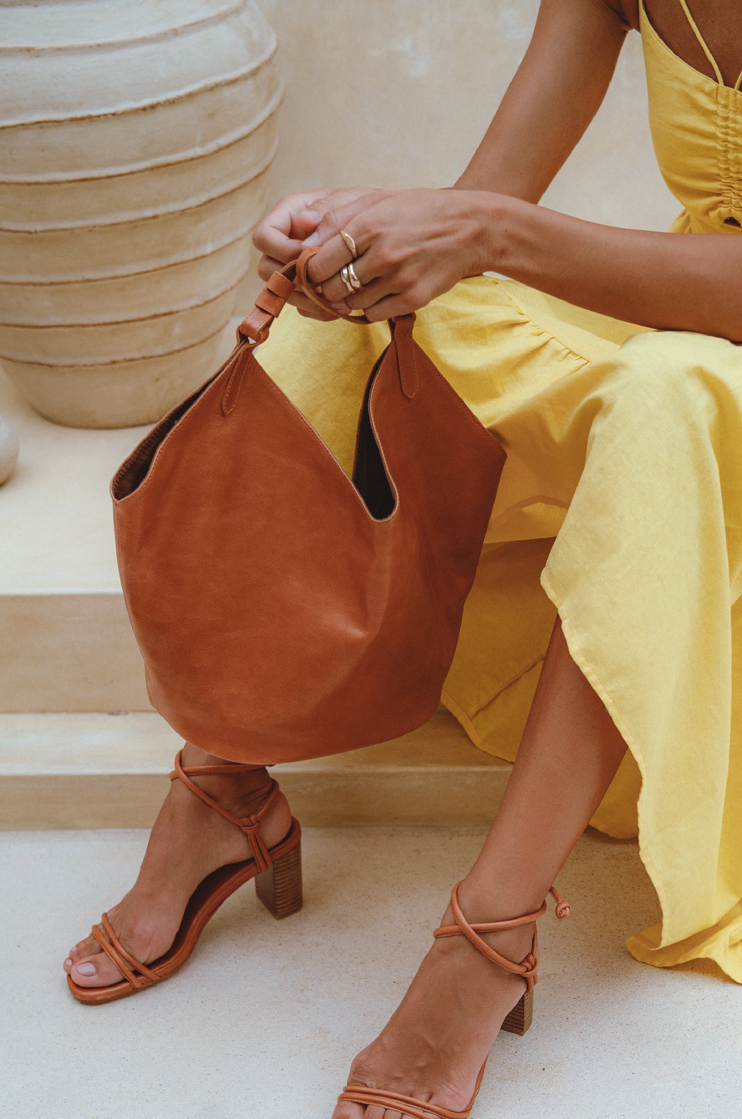 Tulip Medium Leather Tote Bag-1