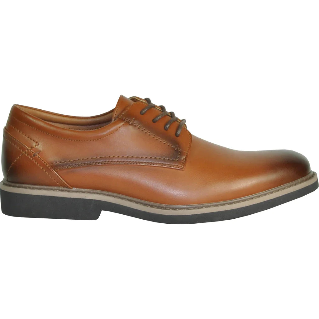Men's matte brown oxford dress shoe.