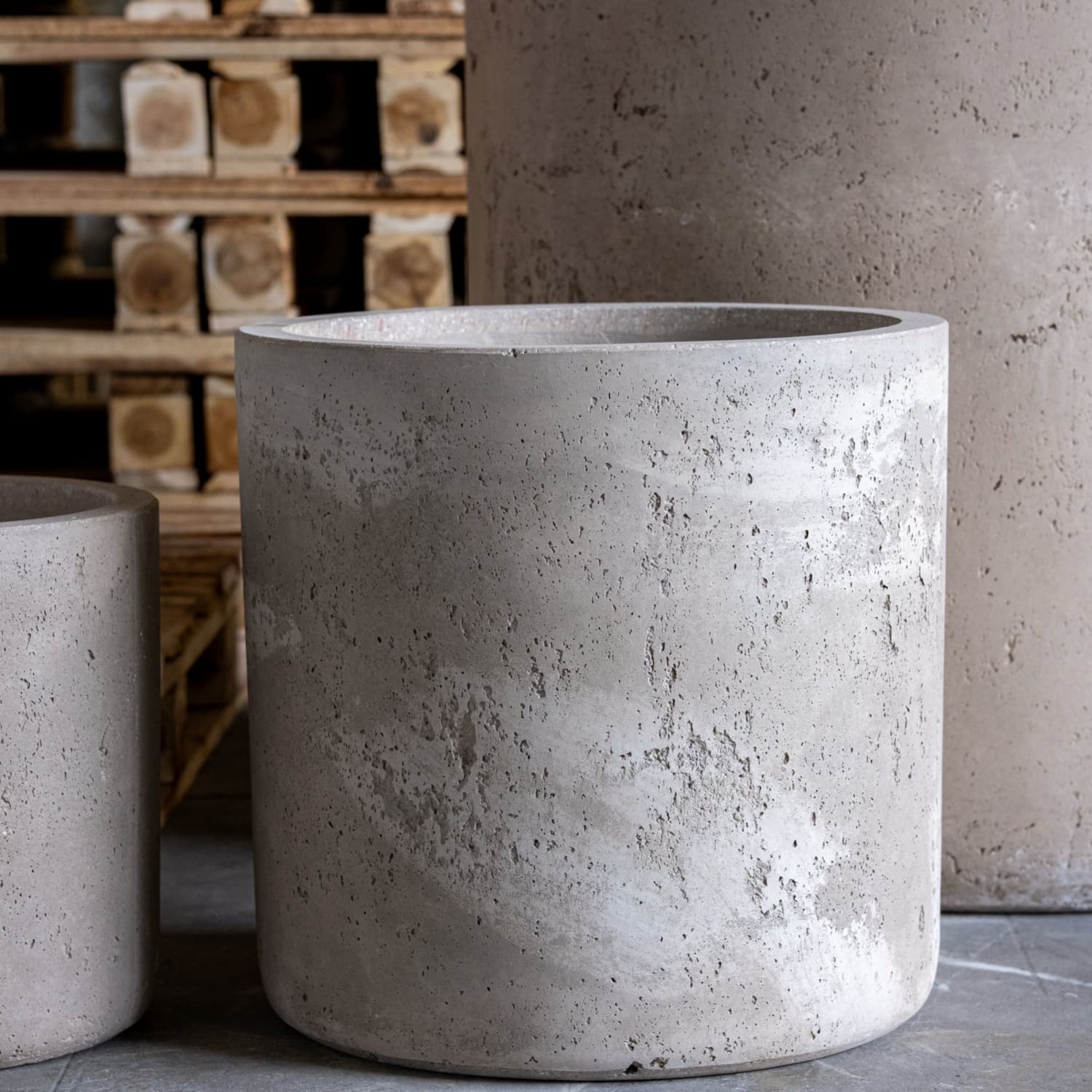 Aurella | Truffle – 100cm XXL Concrete Cylinder Planter – 621L Round Plant Pot-2