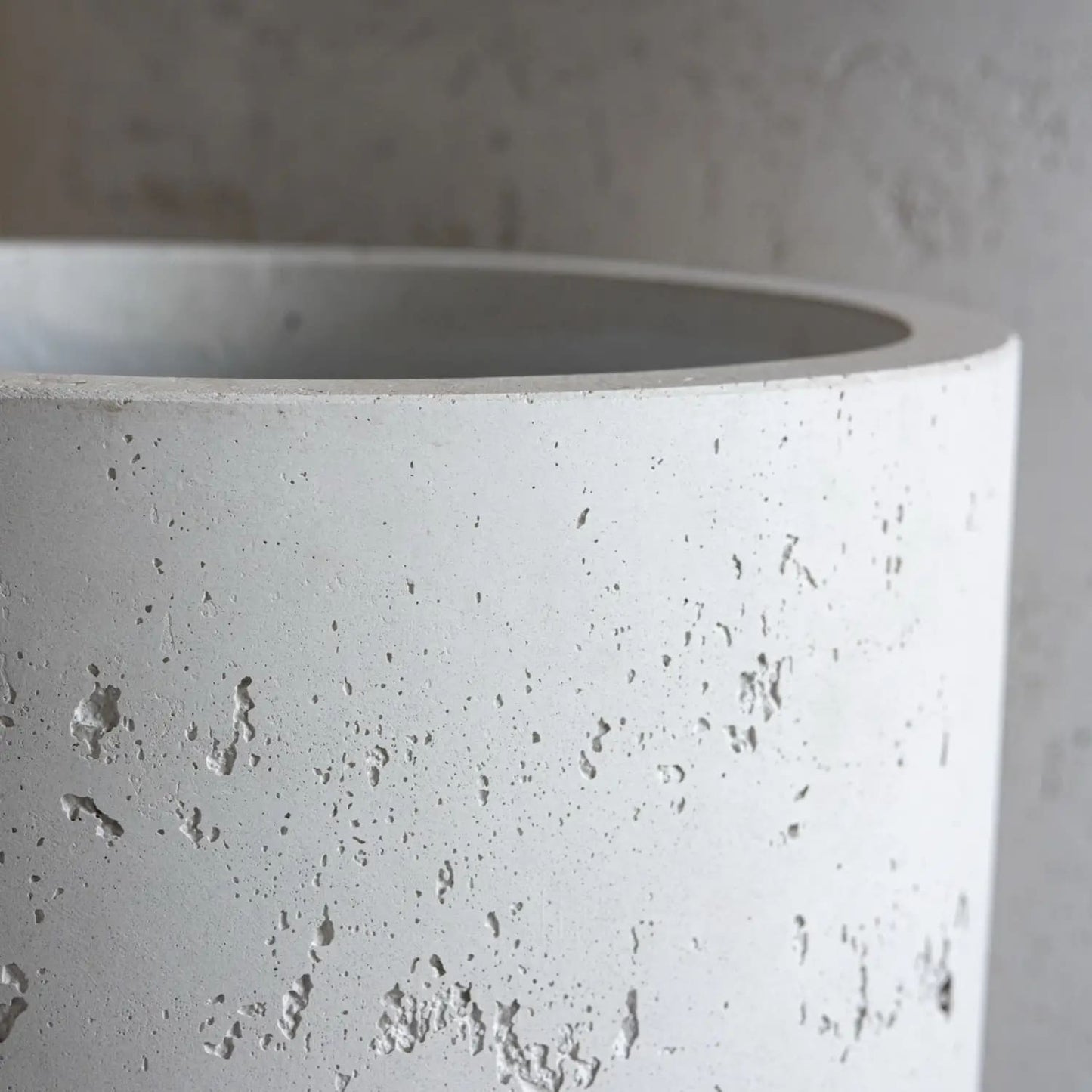 Aurella | White Mist – 70cm X Large Concrete Cylinder Planter – 199L Round Plant Pot-4