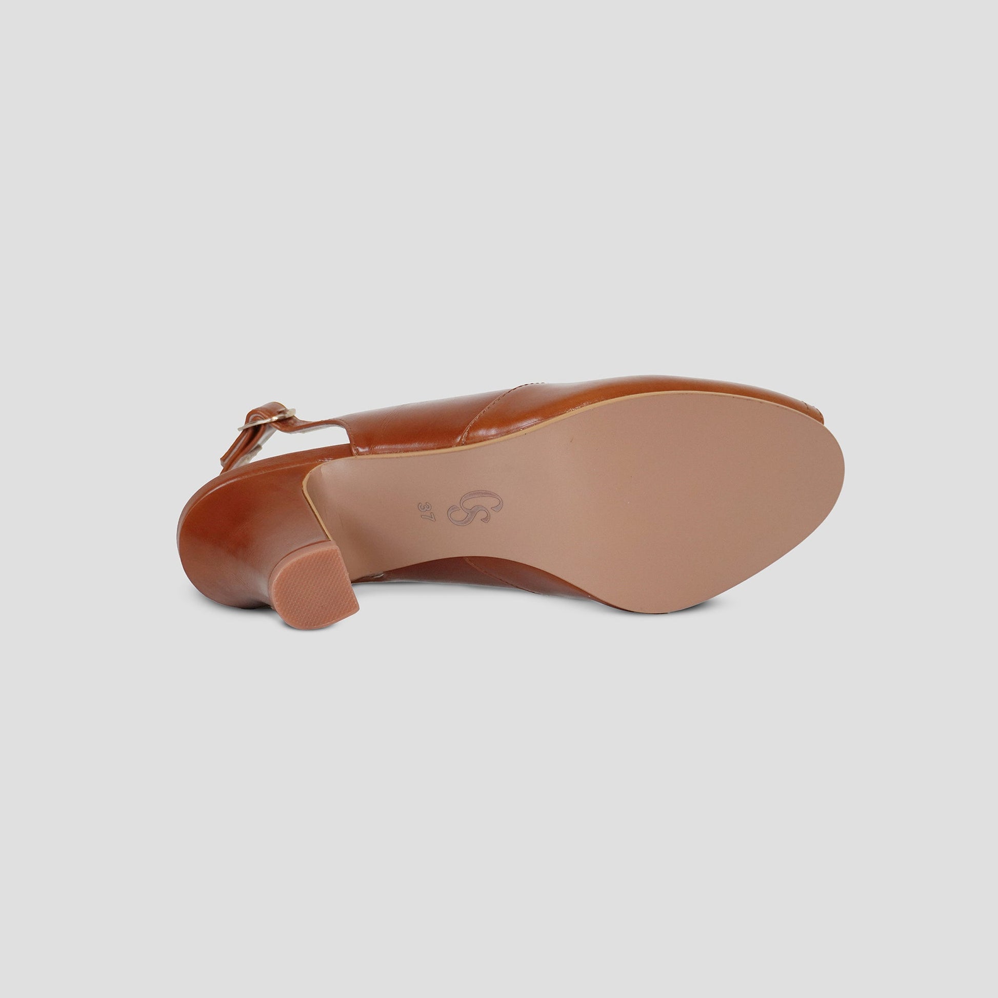 Este	(Chestnut)-4