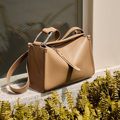 Classic Grace Leather Shoulder Bag-1
