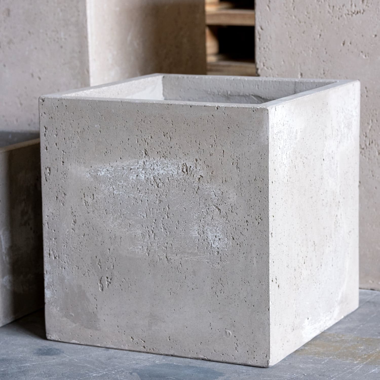 Cubrosa | Truffle – 30cm Medium Concrete Square Planter – 14L Cube Plant Pot-3