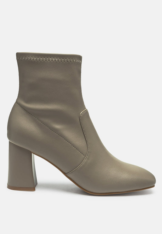 Daffofil Block Heeled Ankle Boots-0