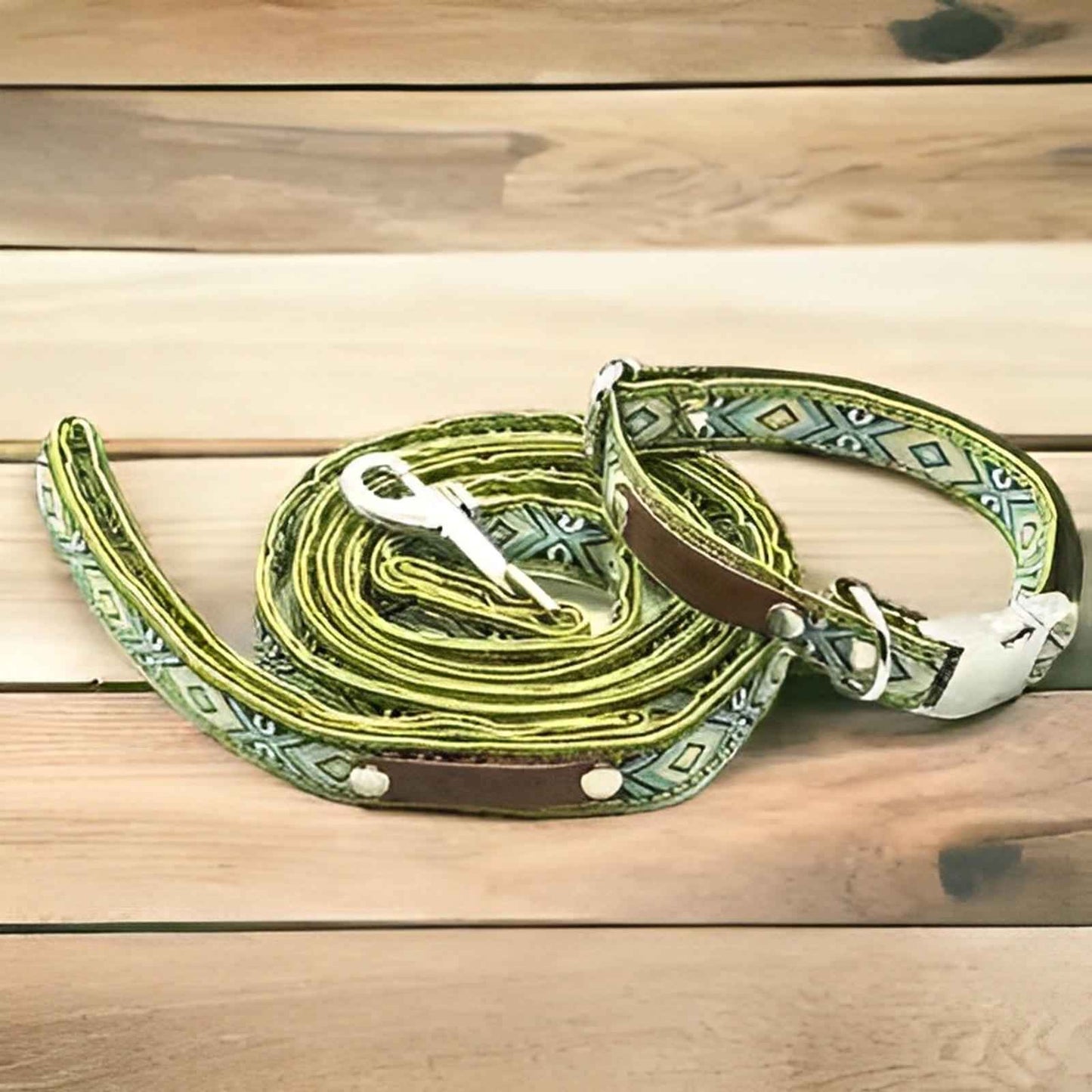 Finnigan's Chic Dog Collar Set-0