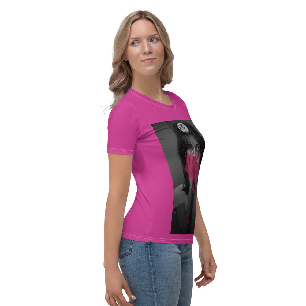 Love Me women's tee in magenta, with a framed portrait and love me lettered underneath it.