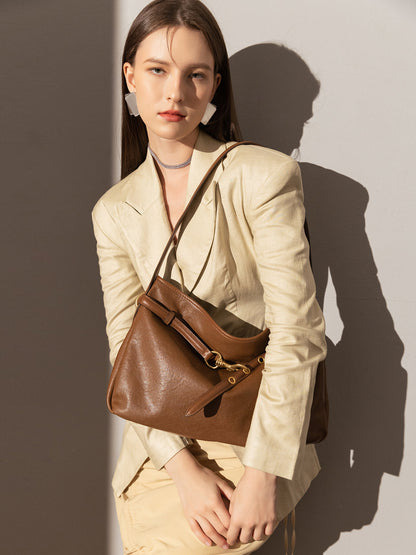 Harper Slouchy Leather Hobo Bag – Vintage-Inspired Shoulder Bag with Equestrian Dog-Clip Detail-2