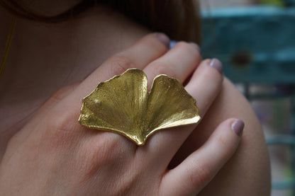 Nature-Inspired Silver Ring, Ginkgo Leaf Detail (Adjustable Band)-2