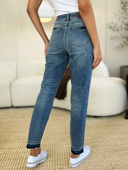 Judy Blue Full Size Mid Rise Rigid Magic Release Hem Jeans-2