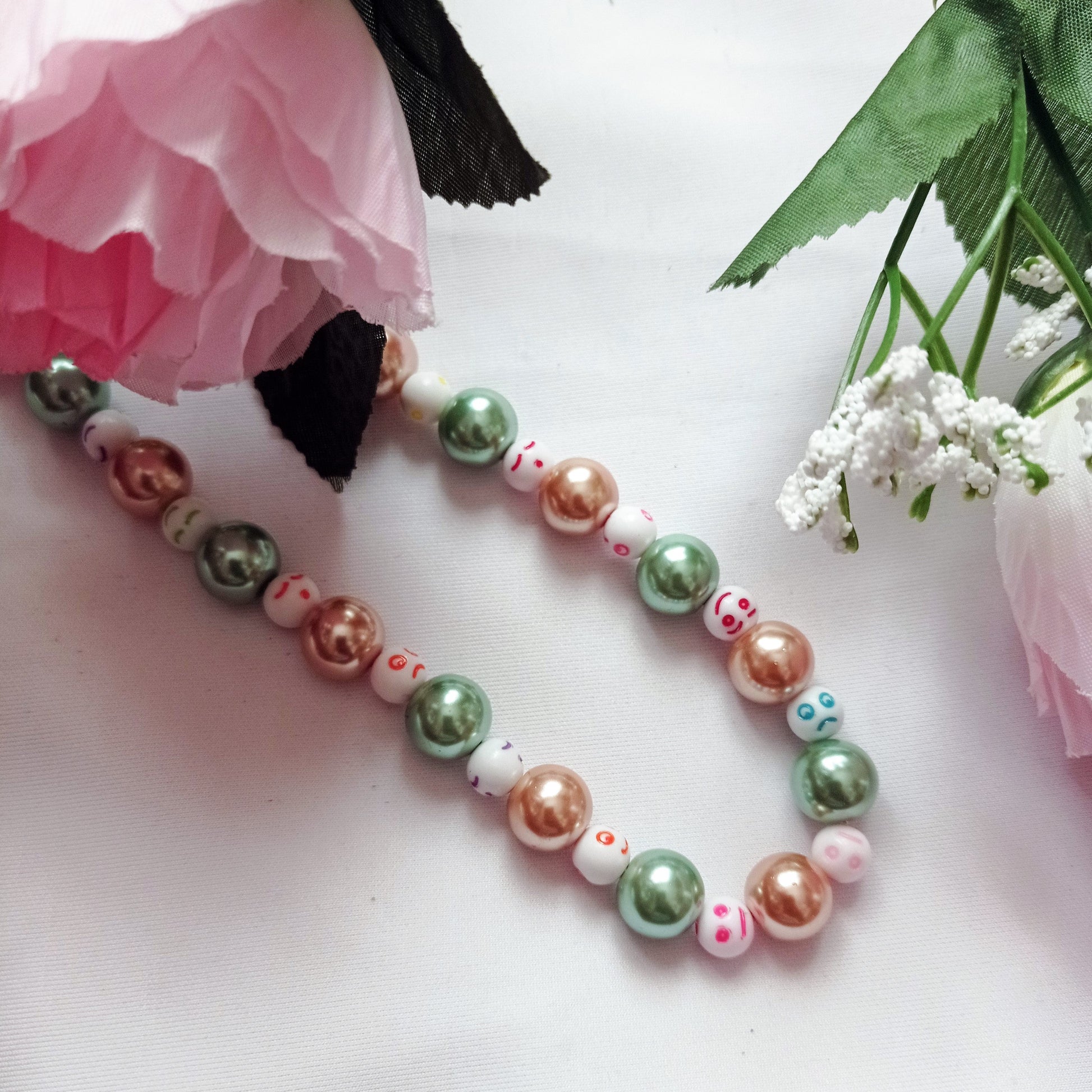 Green Bronze Happy Face emotions Necklace, Beaded Necklace, Faux Pearl necklace | by lovedbynlanla-4