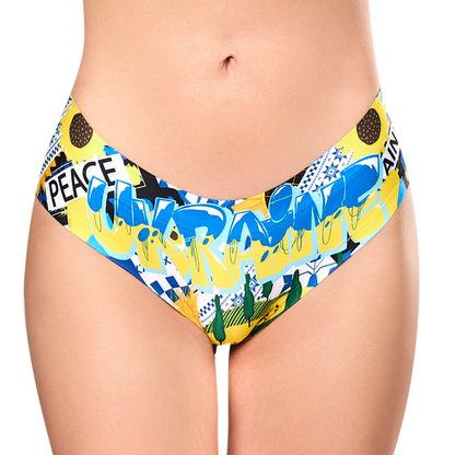 Seen from the front: UA Art panty, a painted folk motif