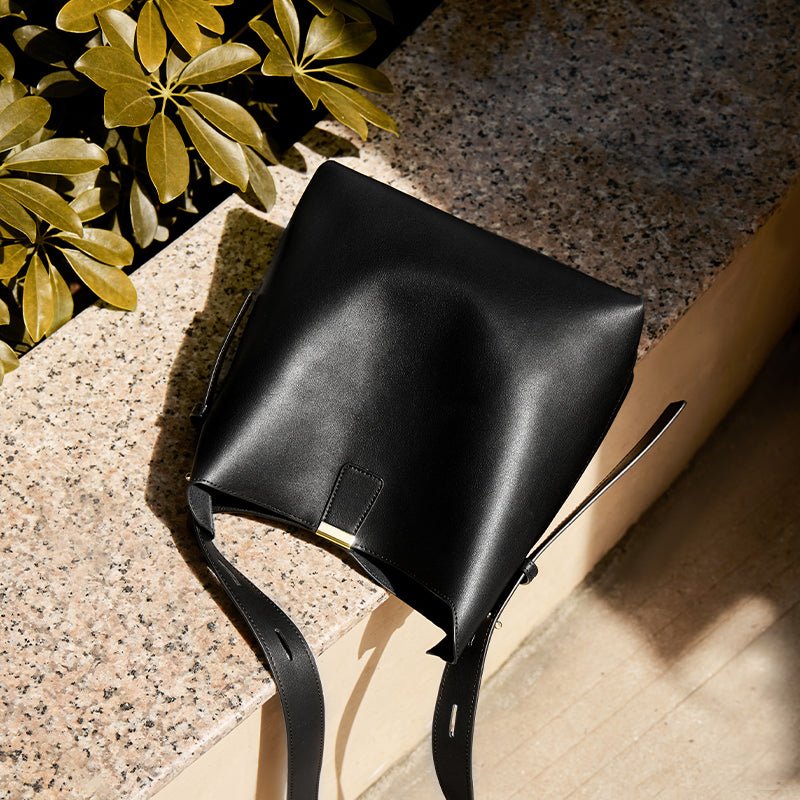 Minimalist Genuine Leather Bucket Shoulder Bag-2