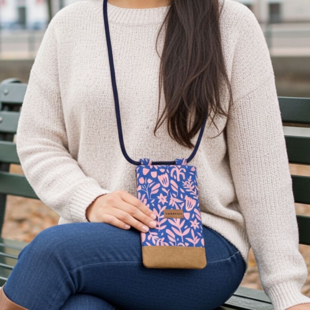 NELA Handytasche zum Umhängen Bedruckt