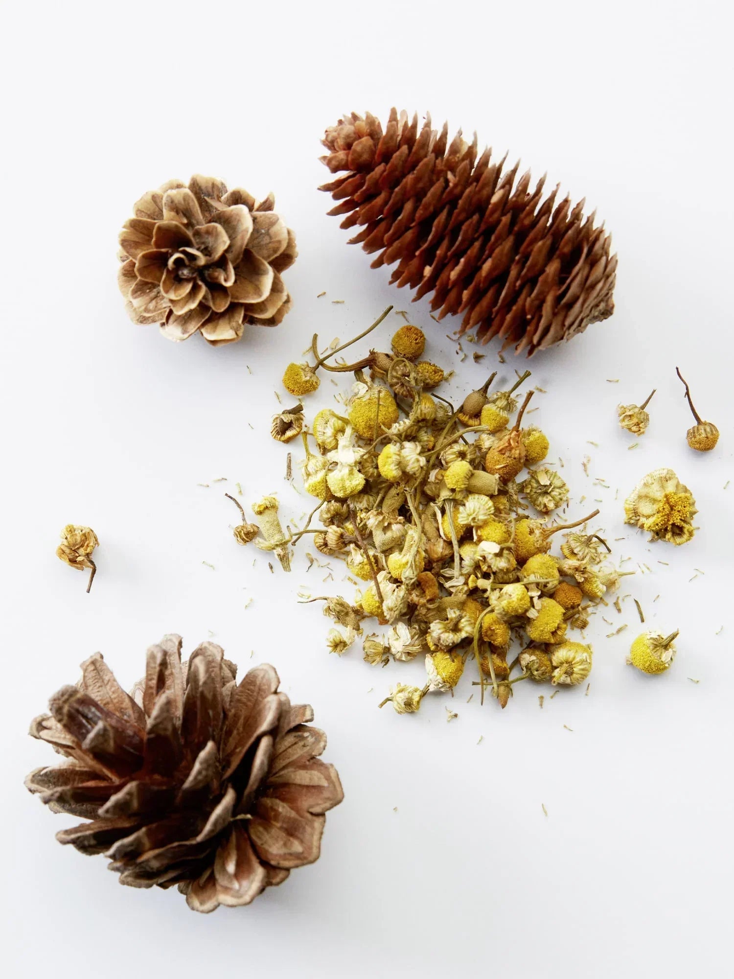 American Crew 3-IN-1 Chamomile + Pine 450ml-1