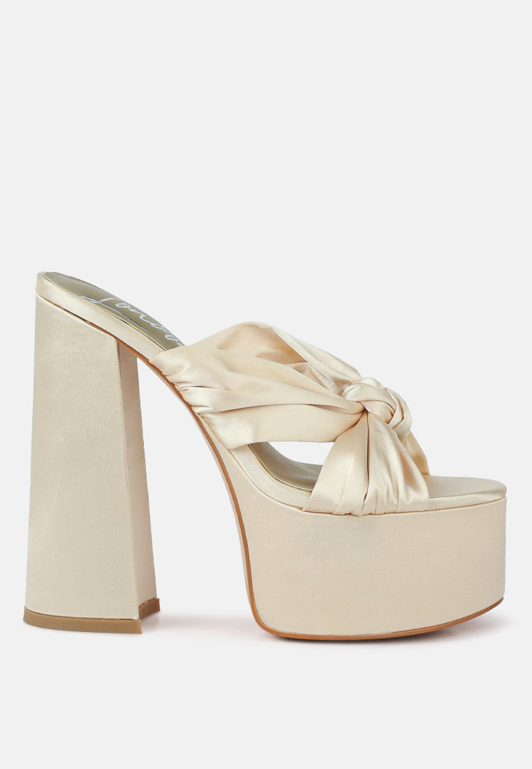 Strobing Knotted Chunky Platform Heels-5