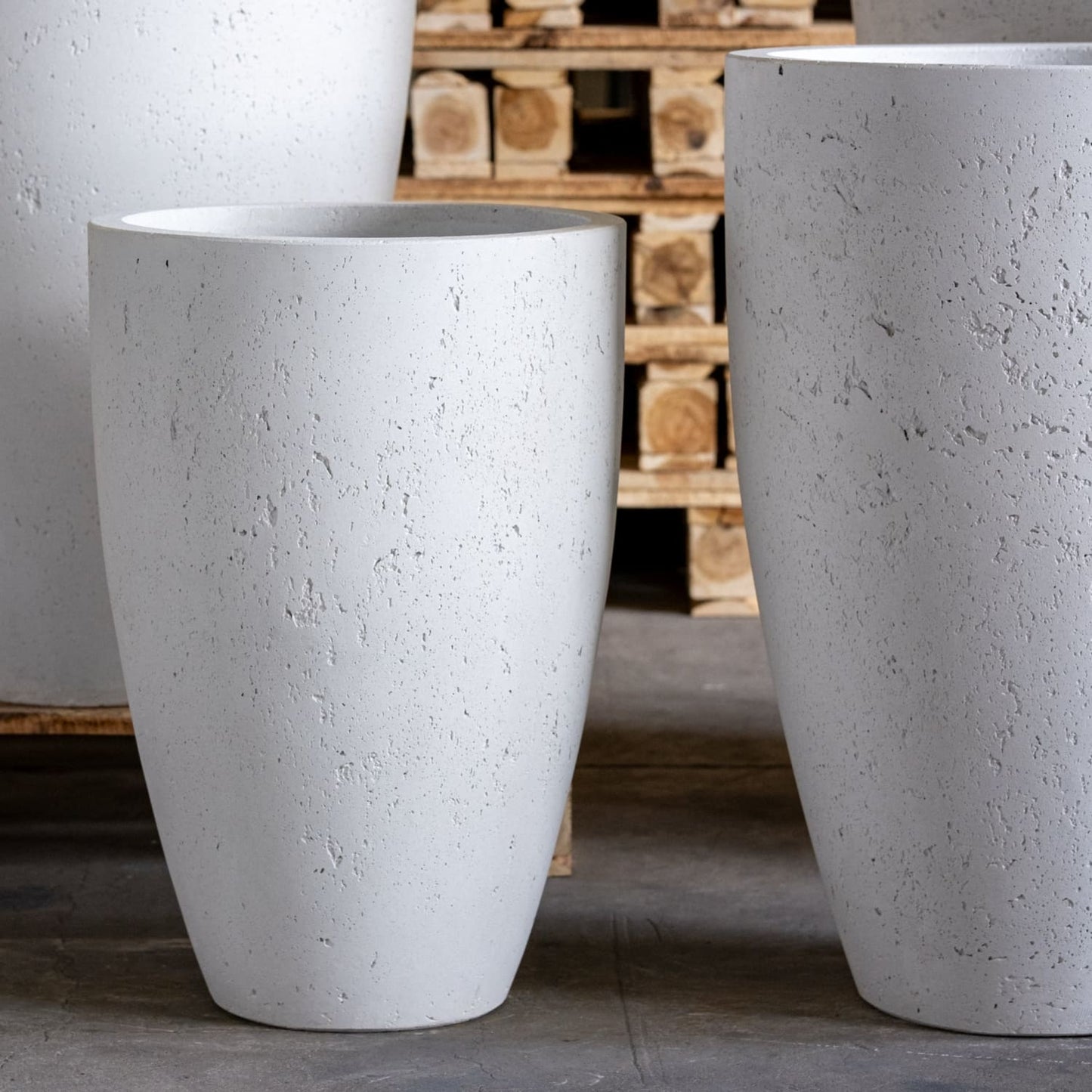 Vessara | White Mist – 62cm Extra Large Tall Concrete Planter – 32L Vase-Style Plant Pot-3
